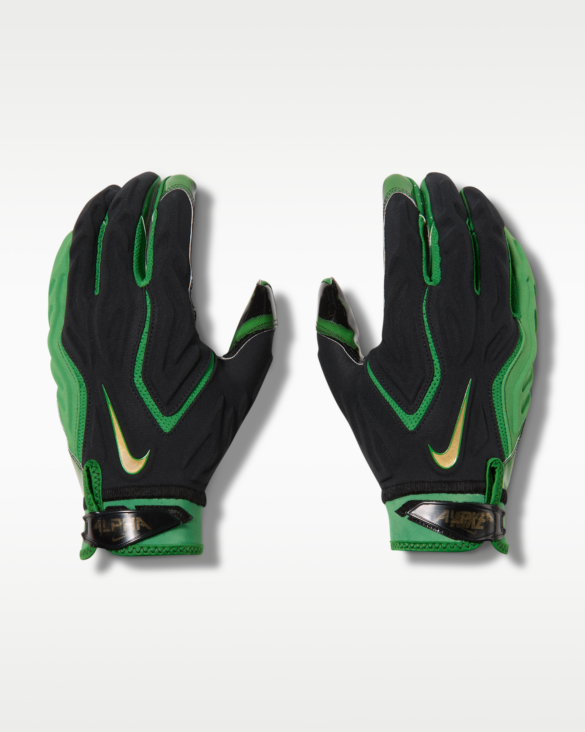 Nike Superbad Saquon Barkley Gloves (1 Pair). Nike.com